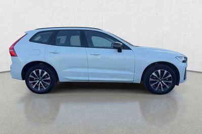 Volvo XC60 B5 B AWD Plus Dark