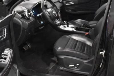 MG HS EHS 1.5 T-GDI PHEV
