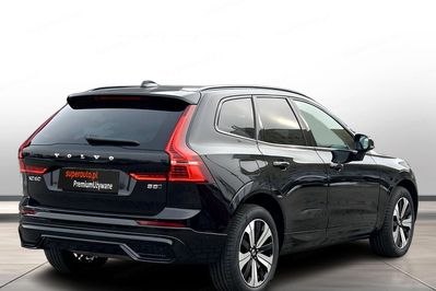 Volvo XC60 B5 B AWD Plus Dark aut