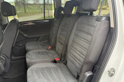 Volkswagen Touran 1.5 TSI R-Line DSG