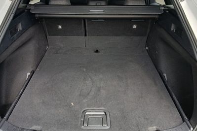 Toyota Corolla 1.8 Hybrid Style