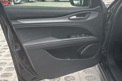 Alfa Romeo Stelvio 2.0 Turbo Sprint Q4