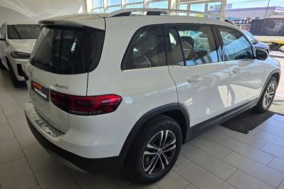 Mercedes GLB 200 4-Matic Style 8G-DCT