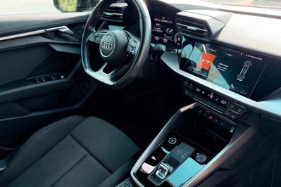 Audi A3 35 TFSI mHEV S Line S tronic