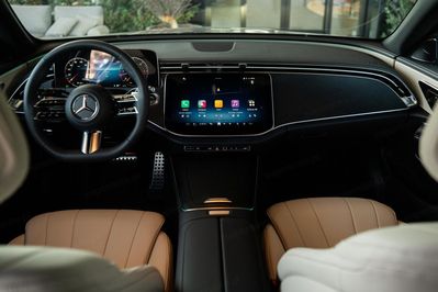 Mercedes E Klasa 220 d 4-Matic AMG