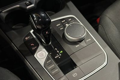 BMW Seria 1 118i Advantage