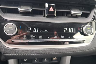 Toyota Corolla Cross 2.0 Hybrid Executive