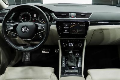 Skoda Superb 2.0 TSI L&K DSG