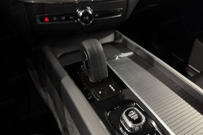 Volvo XC60 B4 B Momentum