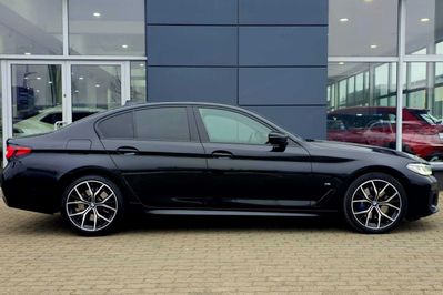 BMW Seria 5 530i xDrive M Sport