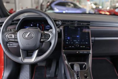 Lexus LBX Hybrid Elegant