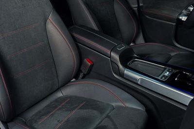 Mercedes GLB 220 4-Matic AMG Line