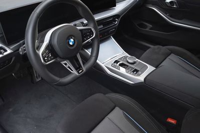 BMW Seria 3 318i M Sport