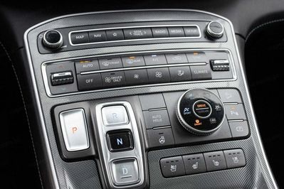 Hyundai Santa Fe 1.6 T-GDI HEV Platinum aut