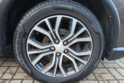 Mitsubishi Outlander 2.0 Instyle 4WD CVT