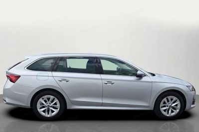 Skoda Octavia 1.5 TSI mHEV Selection DSG