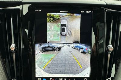 Volvo XC60 T6 Plug-In Hybrid AWD Ultra Dark aut