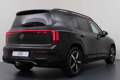 Mercedes GLB 220 4-Matic AMG Line