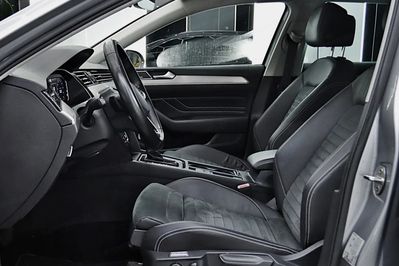 Volkswagen Passat 2.0 TSI Elegance DSG