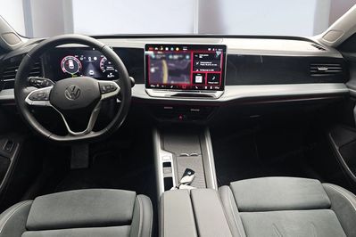 Volkswagen Passat 1.5 TSI  DSG