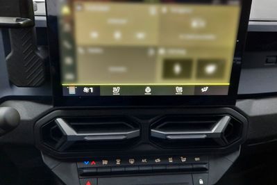 Dacia Duster Expression MMT 1.8 Full Hybrid