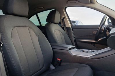 BMW Seria 3 318d mHEV aut