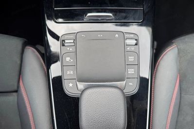 Mercedes CLA Shooting Brake 200 AMG Line