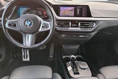BMW Seria 2 218i M Sport
