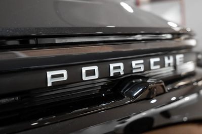 Porsche Macan 4