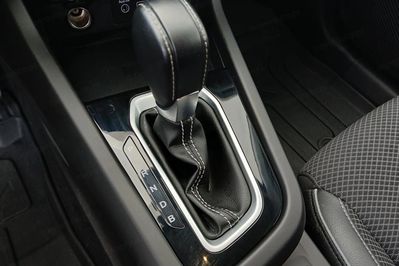 Renault Arkana 1.6 E-Tech Techno MMT