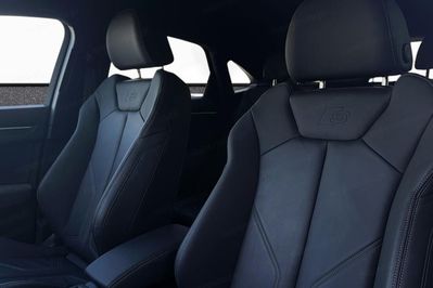 Audi Q3 35 TFSI mHEV S-Line S tronic
