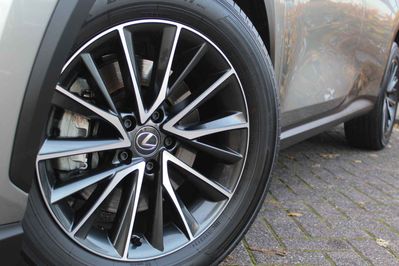 Lexus NX 350h Elegance 2.5 Hybrid