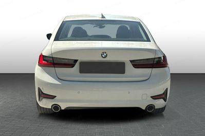 BMW Seria 3 318i Sport Line