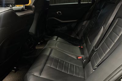 BMW Seria 3 Touring 320d xDrive Advantage