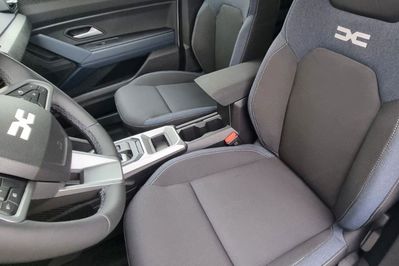 Dacia Duster Journey 1.6 Full Hybrid