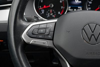 Volkswagen Passat TSI ACT mHEV DSG