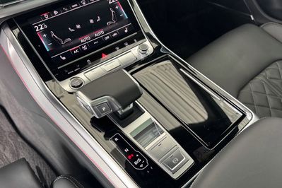 Audi Q8 50 TDI quattro