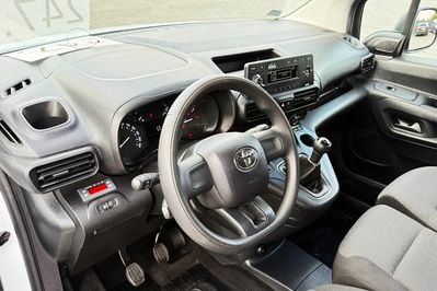 Toyota Proace City D-4D Long