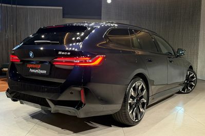 BMW Seria 5 550e xDrive M Sport