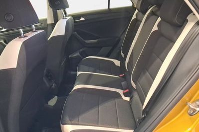 Volkswagen T-Roc 1.5 eTSI Life DSG