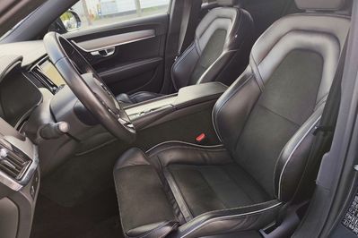Volvo V90 B4 D R-Design