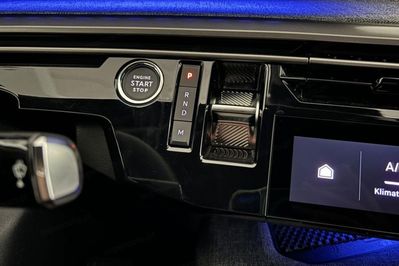 Peugeot 3008 Allure e-DCS 1.2 mHEV