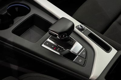 Audi A4 35 TFSI S Line