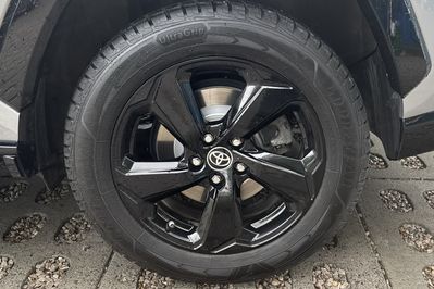 Toyota RAV4 Selection 2.5 Hybrid