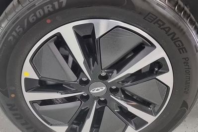 Chery Tiggo 4 Essential  1.5 T-GDI HEV DHT