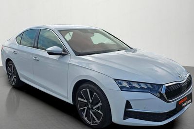 Skoda Octavia TSI mHEV Selection DSG