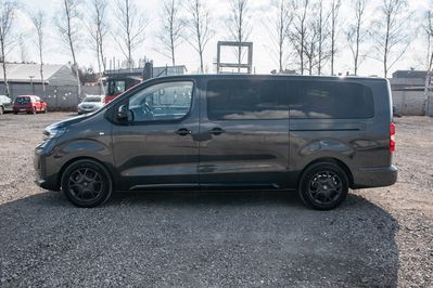 Opel Zafira Life Extra Long L2H1 Business AT8
