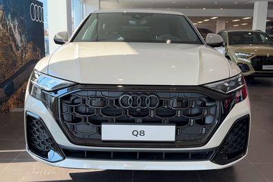 Audi Q8 TFSI e quattro