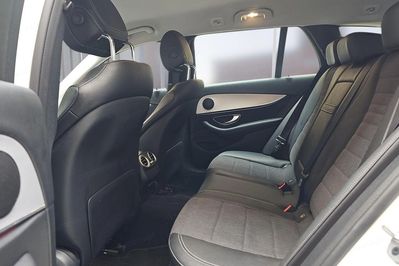 Mercedes Klasa E Estate 220 d 4MATIC Avantgarde
