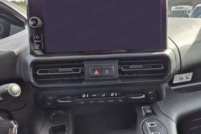Peugeot Partner Van XL L2H1 EAT8 Zabudowa Brygadowa